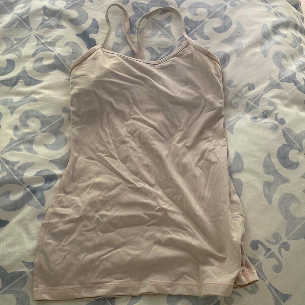 Lululemon tank with built in energy bra
